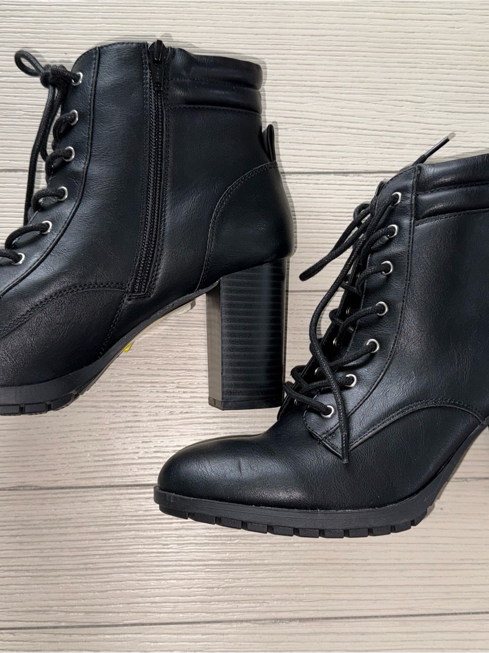 Style & Co Laurelle Women's Black Lace-Up Block Heel Ankle Boots